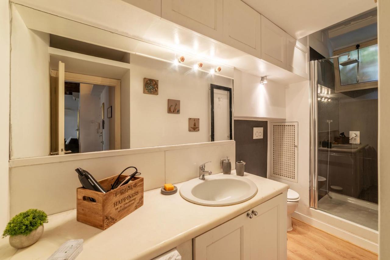 Piazza Di Spagna Classy Apartment Рим Екстериор снимка