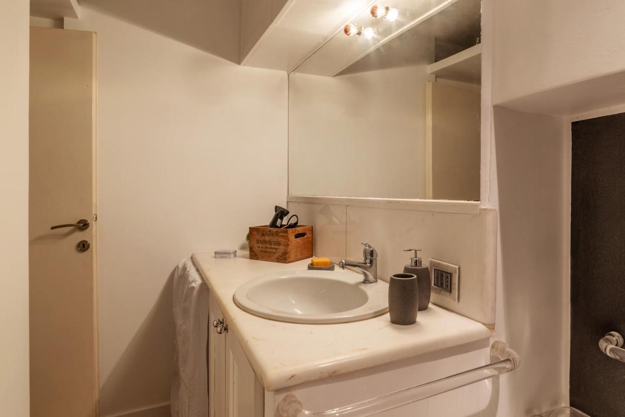 Piazza Di Spagna Classy Apartment Рим Екстериор снимка